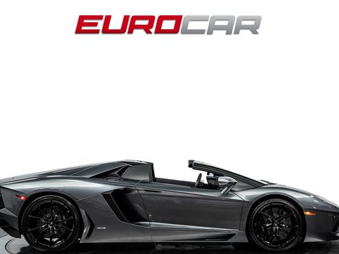Used 2014 Lamborghini Aventador LP 700-4 AWD/4WD image 8