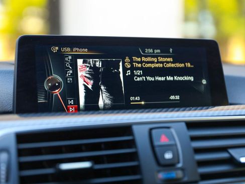 Used 2016 BMW M4 Coupe RWD image 34