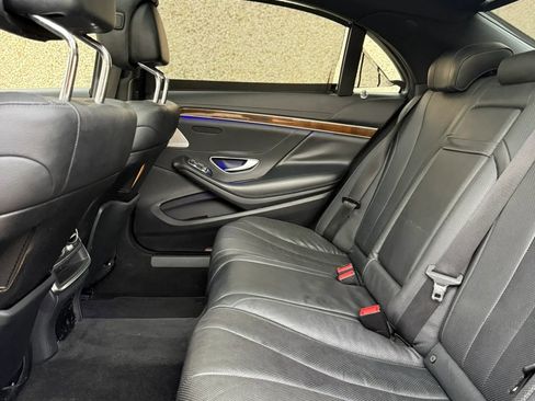 Used 2014 Mercedes-Benz S 550 Sedan w/ Premium 1 Package image 7