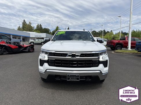 Used 2023 Chevrolet Silverado 1500 LT w/ Z71 Off-Road Package AWD/4WD image 8