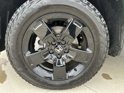 Used 2025 Honda Ridgeline Black Edition image 21