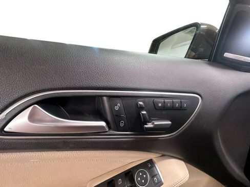 Used 2016 Mercedes-Benz GLA 250 image 15