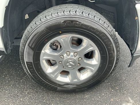 Used 2024 RAM 2500 Big Horn image 9