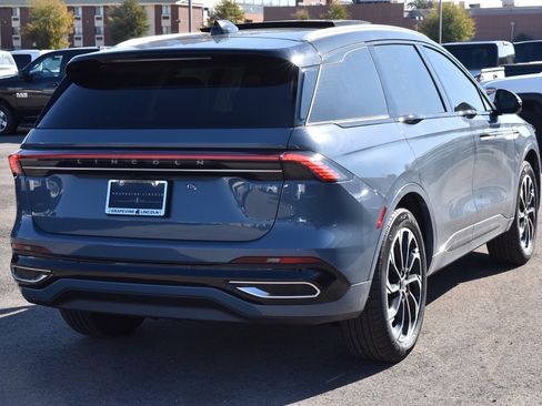 New 2026 Lincoln Nautilus Reserve image 7