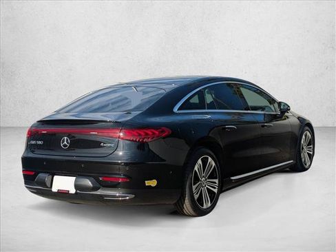 Certified 2022 Mercedes-Benz EQS 580 4MATIC Sedan image 8