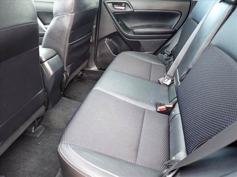 Used 2018 Subaru Forester 2.0XT Premium AWD/4WD image 9