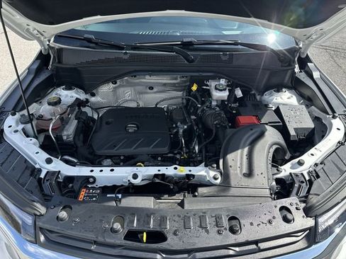 Used 2025 Chevrolet TrailBlazer LT w/ Driver Confidence Package image 19