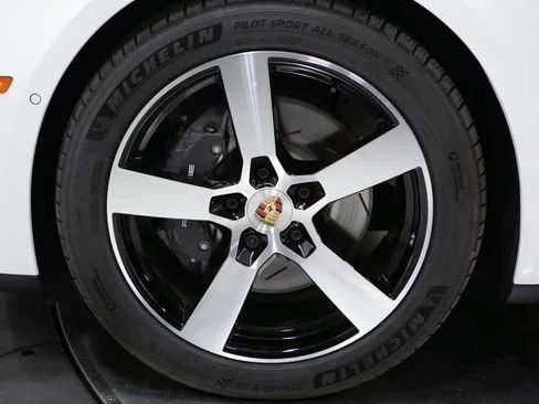 New 2025 Porsche Panamera 4 image 11