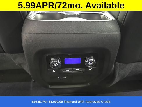 New 2026 GMC Acadia Elevation w/ Elevation Premium Package AWD/4WD image 17