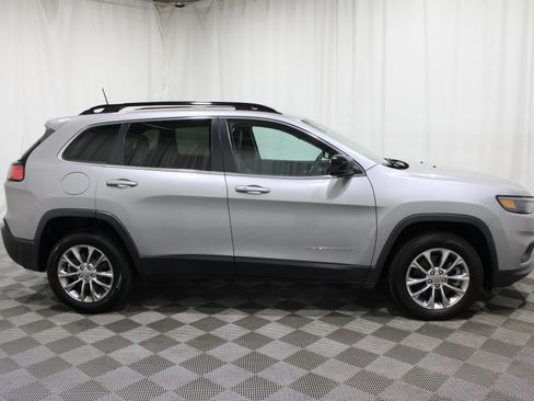 Used 2022 Jeep Cherokee Latitude Lux AWD/4WD image 22