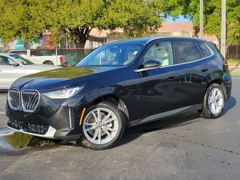 Used 2025 BMW X3 xDrive30i w/ Premium Package image 1