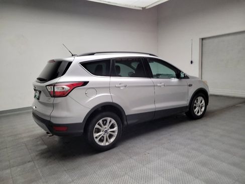 Used 2018 Ford Escape SE FWD image 10