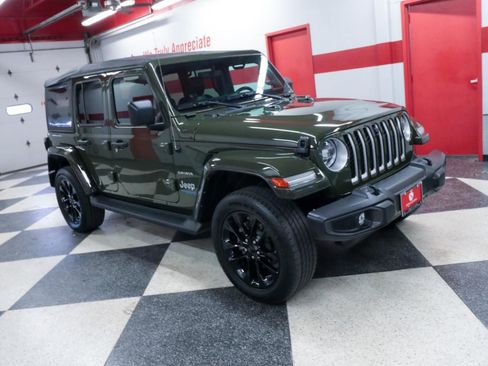 Used 2021 Jeep Wrangler Unlimited Sahara AWD/4WD image 3