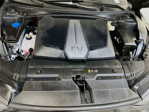 Used 2024 Kia EV6 Light image 34