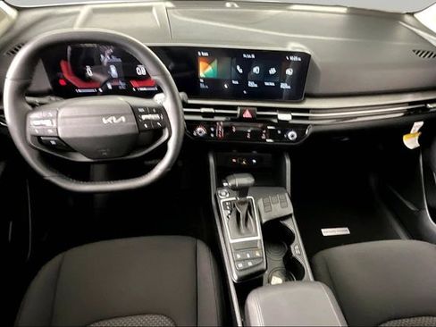 Certified 2026 Kia Sportage LX FWD image 7