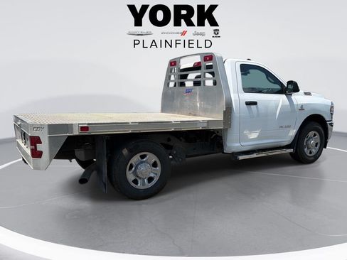 Used 2022 RAM 2500 Tradesman w/ Chrome Appearance Group RWD image 5