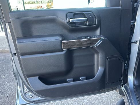 Used 2022 Chevrolet Silverado 1500 RST image 15