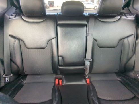 Used 2024 Jeep Compass Latitude image 6