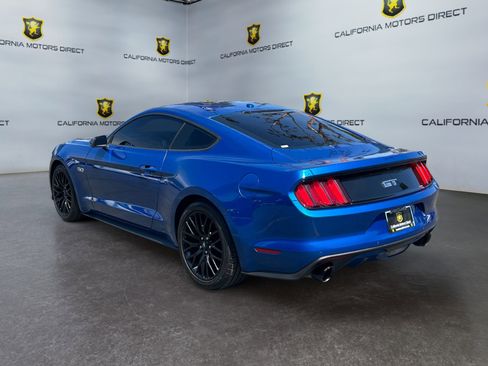Used 2017 Ford Mustang GT Premium w/ GT Performance Package RWD image 3