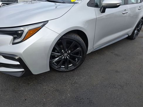 Certified 2024 Toyota Corolla SE image 2