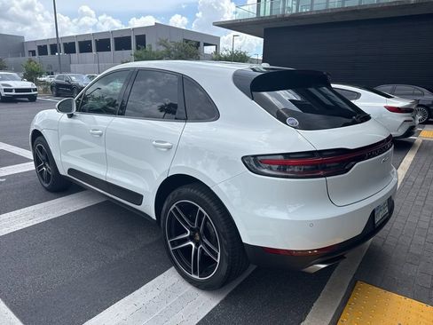 Used 2021 Porsche Macan AWD/4WD image 3