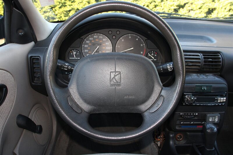 Used 1996 Saturn S-Series SL FWD image 17