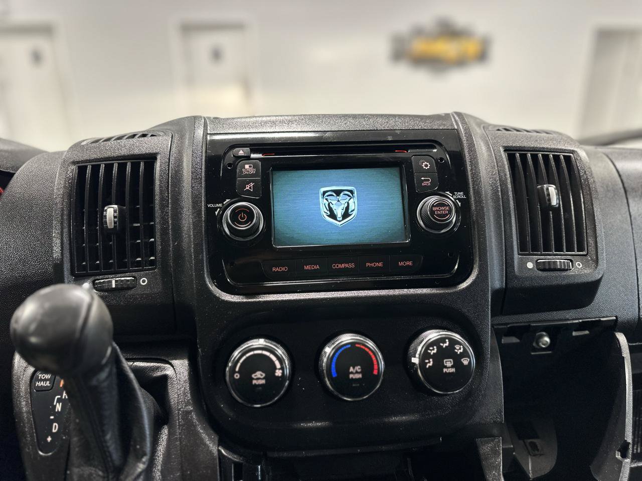 Used 2017 RAM ProMaster 2500 FWD image 14