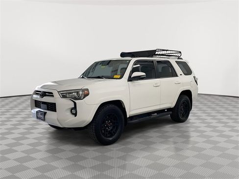 Used 2023 Toyota 4Runner SR5 Premium image 6