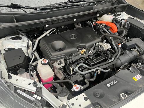 Used 2022 Toyota RAV4 XSE w/ XSE Grade Weather Package image 9