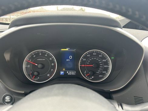 Used 2020 Subaru Ascent Premium w/ Convenience Package image 11