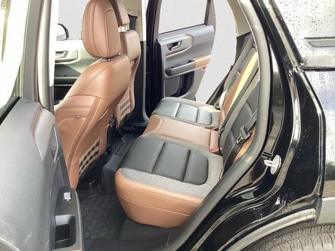 Used 2024 Ford Bronco Sport Outer Banks image 13