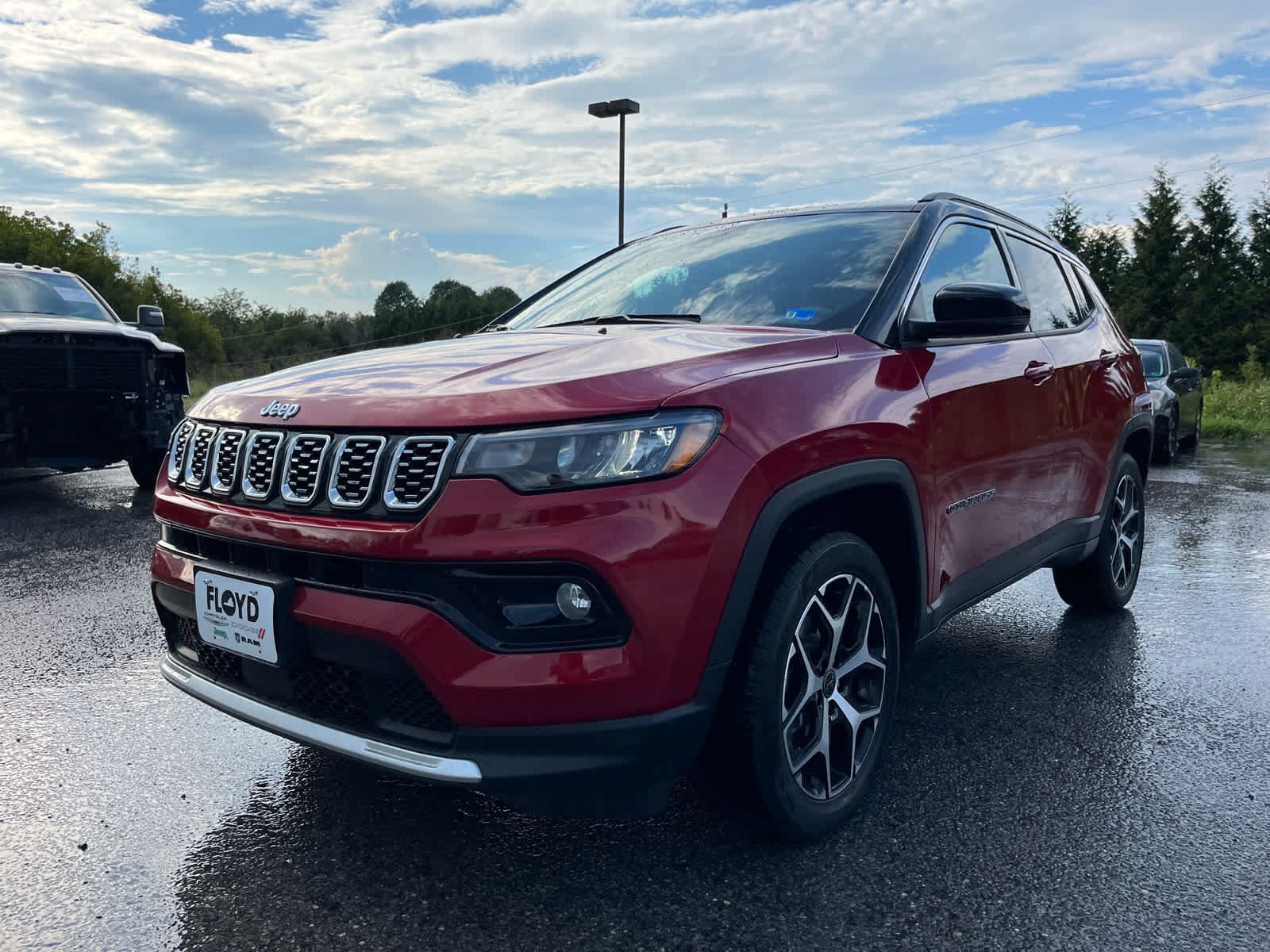 Used 2025 Jeep Compass Limited AWD/4WD image 7
