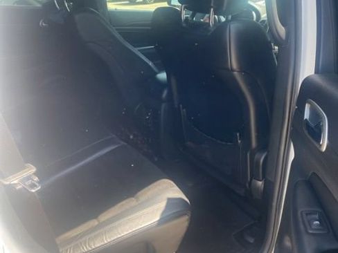 Used 2017 Jeep Grand Cherokee Altitude RWD image 17