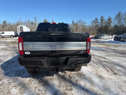 Used 2022 Ford F350 Platinum w/ FX4 Off-Road Package image 6