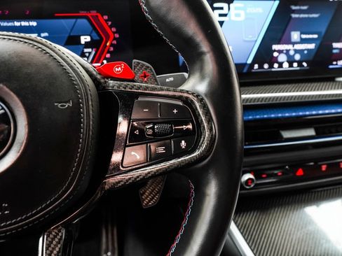 Used 2025 BMW M4 Competition RWD image 32
