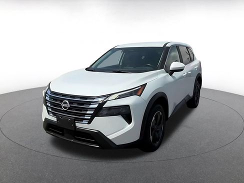 Used 2025 Nissan Rogue SV AWD/4WD image 5