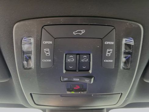 New 2026 Toyota Sienna XSE image 18