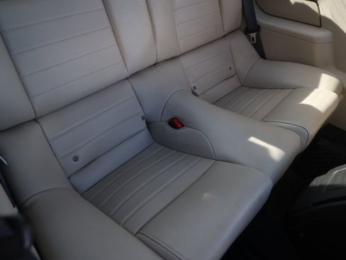 Used 2011 Ford Mustang GT Premium w/ Comfort Pkg image 15