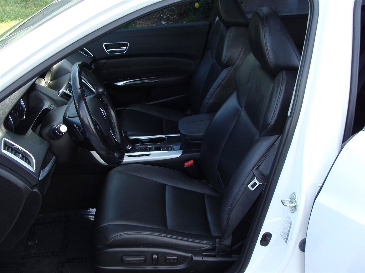 Used 2020 Acura TLX FWD image 8