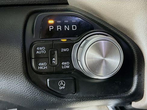 Used 2020 RAM 1500 Laramie AWD/4WD image 24