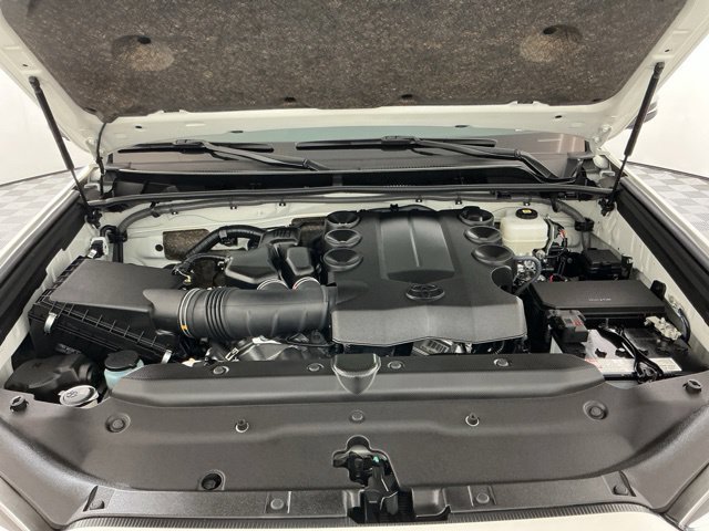 Used 2023 Toyota 4Runner Limited AWD/4WD image 34