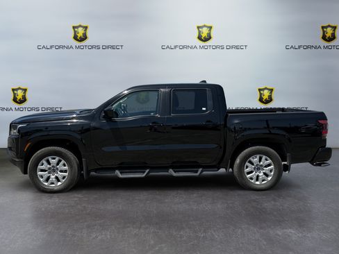 Used 2023 Nissan Frontier SV w/ Technology Package AWD/4WD image 2