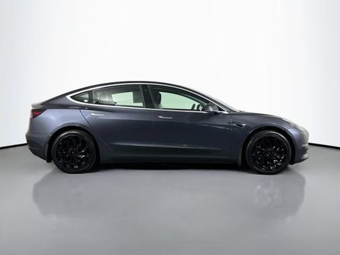 Used 2018 Tesla Model 3 Long Range RWD image 8