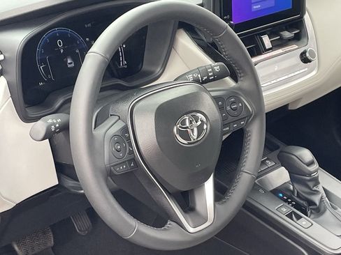 New 2026 Toyota Corolla Cross LE image 12