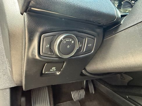 Used 2017 Lincoln MKZ Premiere FWD image 26