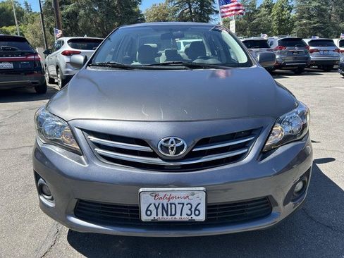 Used 2013 Toyota Corolla LE w/ Premium Pkg FWD image 2