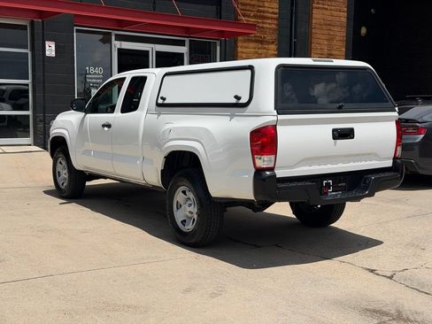 Used 2016 Toyota Tacoma SR RWD image 14