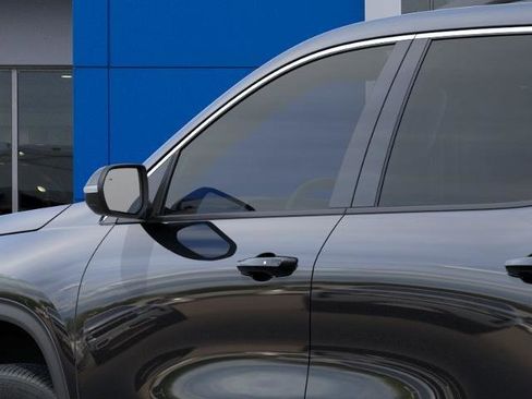 New 2026 Chevrolet Traverse LT image 12