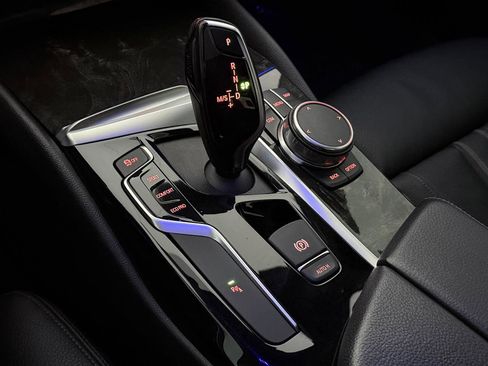 Used 2019 BMW 530i xDrive image 37