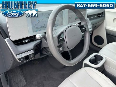 Used 2022 Hyundai Ioniq 5 SEL image 17